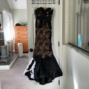 MAC DUGGAL BALL GOWN ♥️